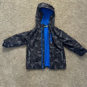 Boys XS 5/6 Free Country black coat with cool designs!  Excellent condition!